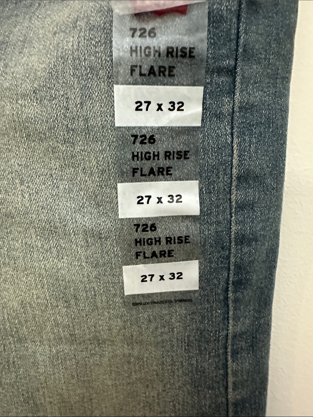 Levi's Women's Blue Flare Jeans with Red Tab - Picture 4 of 5